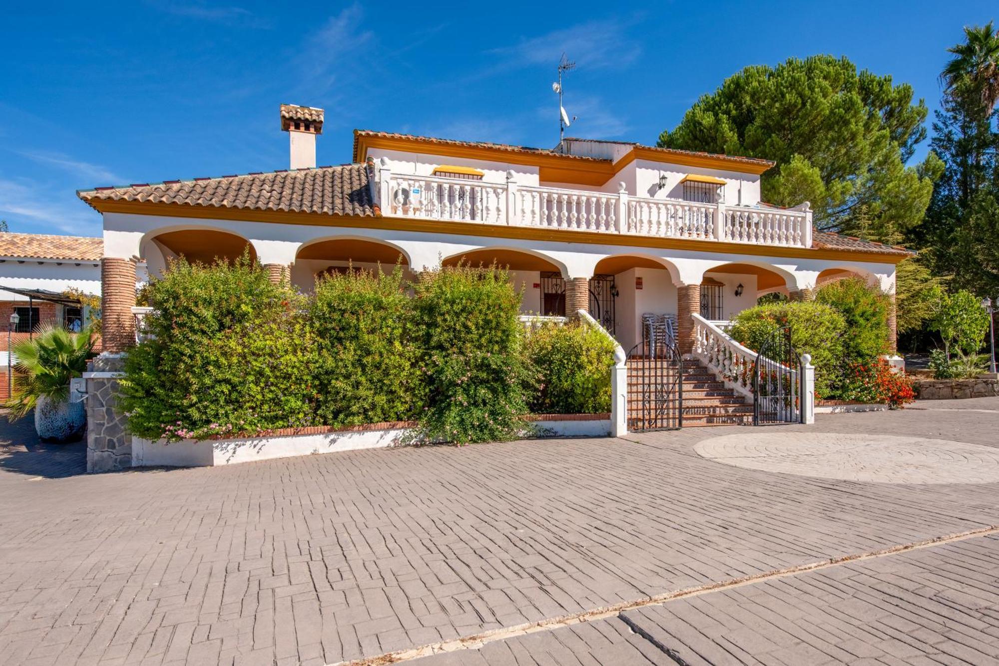 Minerva Country house